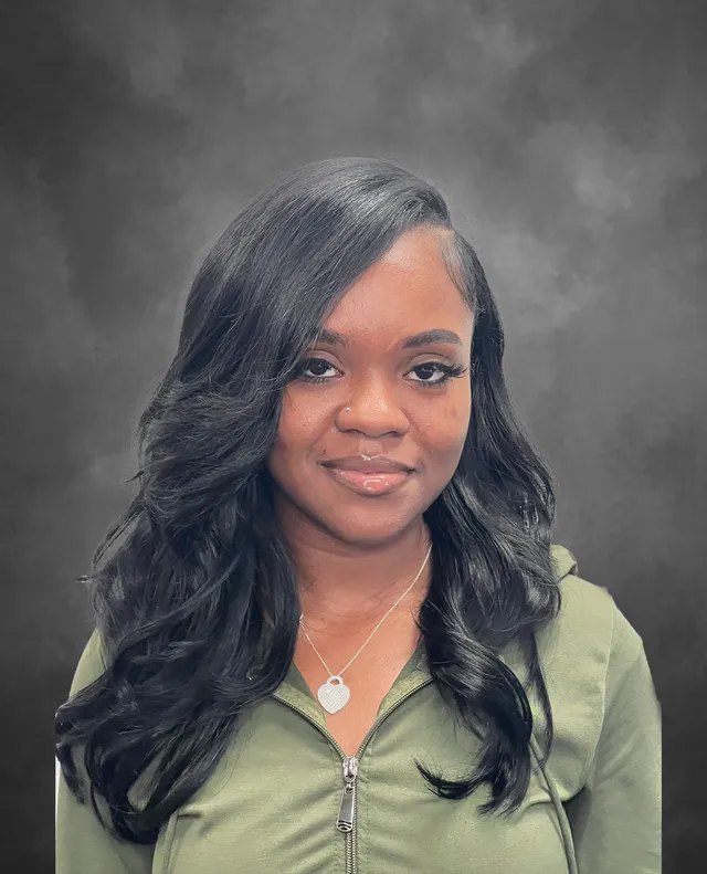 Ta'Trianna - Sales Associate at Cellhire USA
