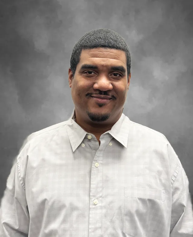 Vernon - Corporate Account Executive at Cellhire USA